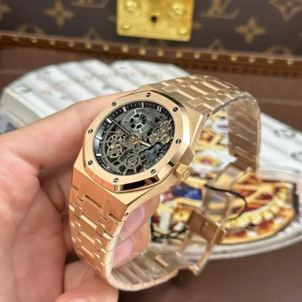 Audemars-Piguet-Replica-11-Royal-Oak-Jumbo-Extra-thin-Openworked-16204-Mat-Lo-Co-Ma-Vang-Hong-Xuong-ZF-39mm-14-600x600.webp